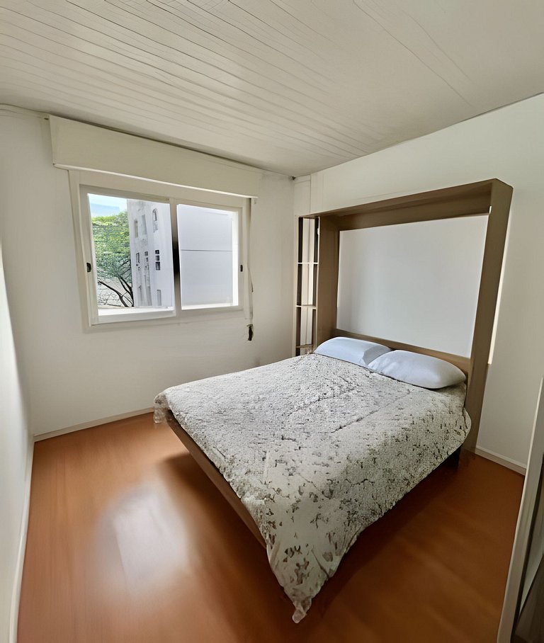 Amplo apartamento no Centro